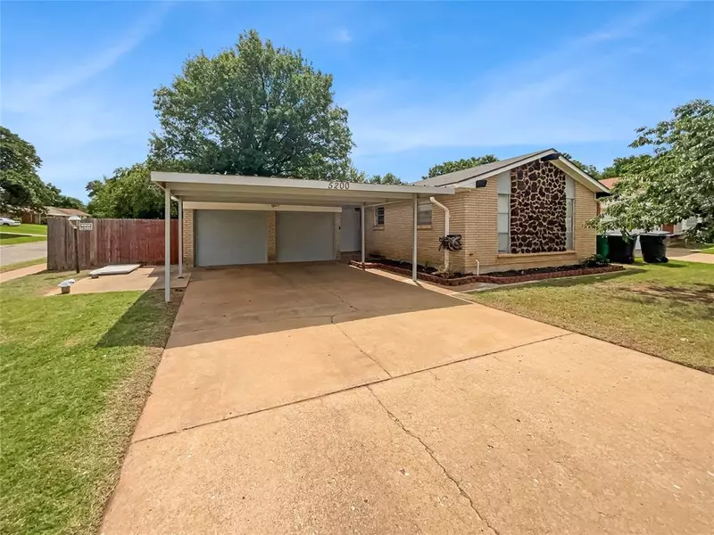 5200 Creekwood Terrace, Oklahoma City, OK 73135