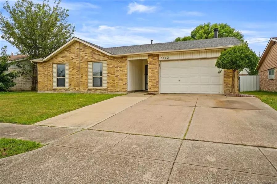 3412 Chesapeake Drive, Arlington, TX 76014