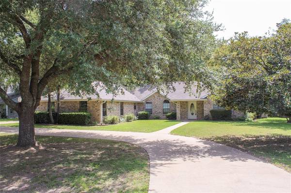 17902 Chaparrel, Kemp, TX 75143