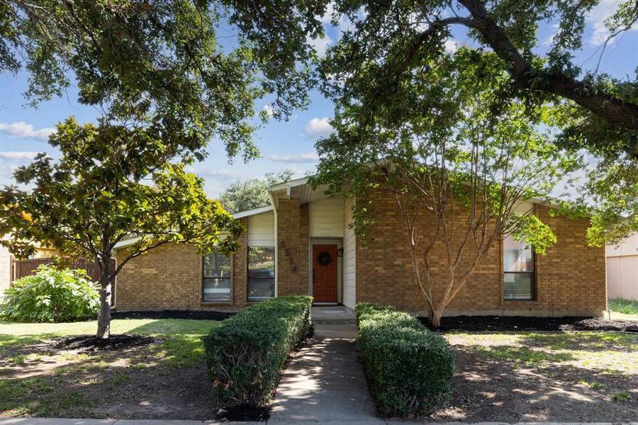 2218 Red Bluff Drive, Carrollton, TX 75007