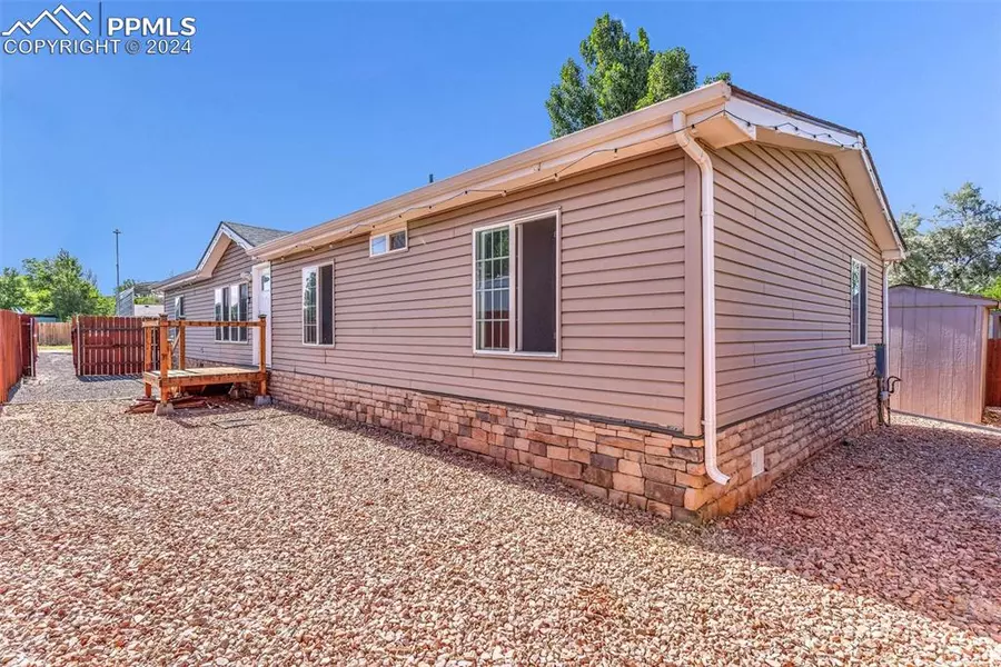 892 S Cellini Bay, Pueblo West, CO 81007