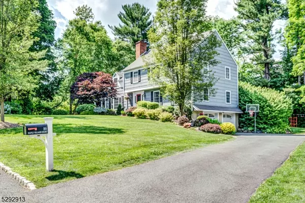 Bernardsville Boro, NJ 07924,20 Maple Village Ct