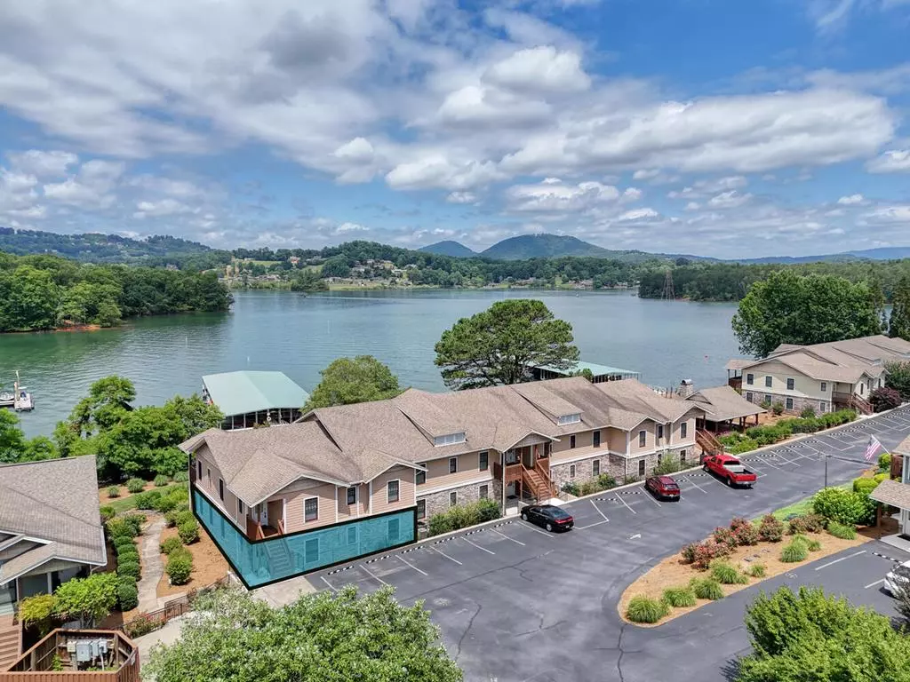 Hiawassee, GA 30546,1407 Lakeside Rd #201