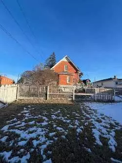 Calgary, AB T2E 4A2,71 6A ST NE