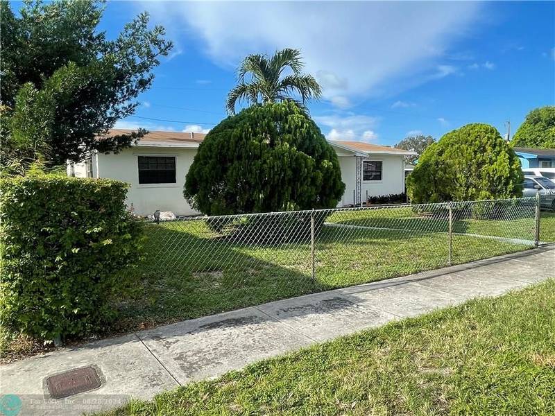 3810 NW 186th St, Miami Gardens, FL 33055