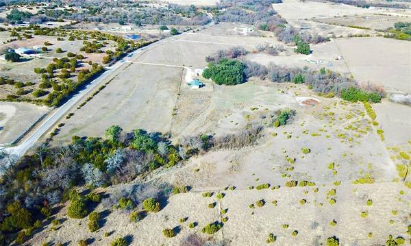 7801 Star Hollow Road, Lipan, TX 76462