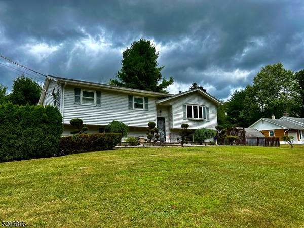 21 Janice Dr, Wantage Twp., NJ 07461