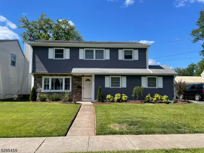 32 E Shirley Ave, Woodbridge Twp., NJ 07067