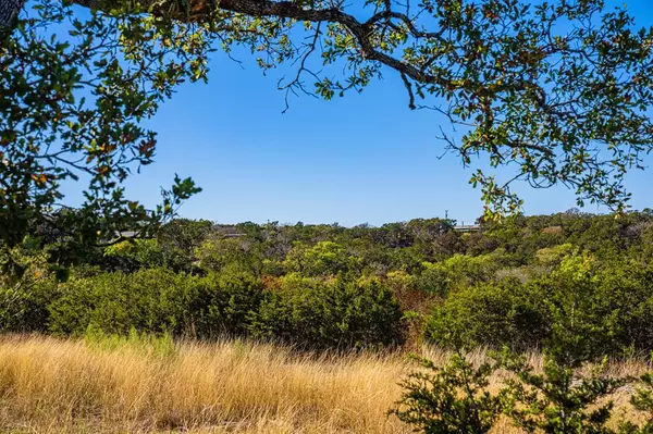 230 Adkins Rd, Kerrville, TX 78028