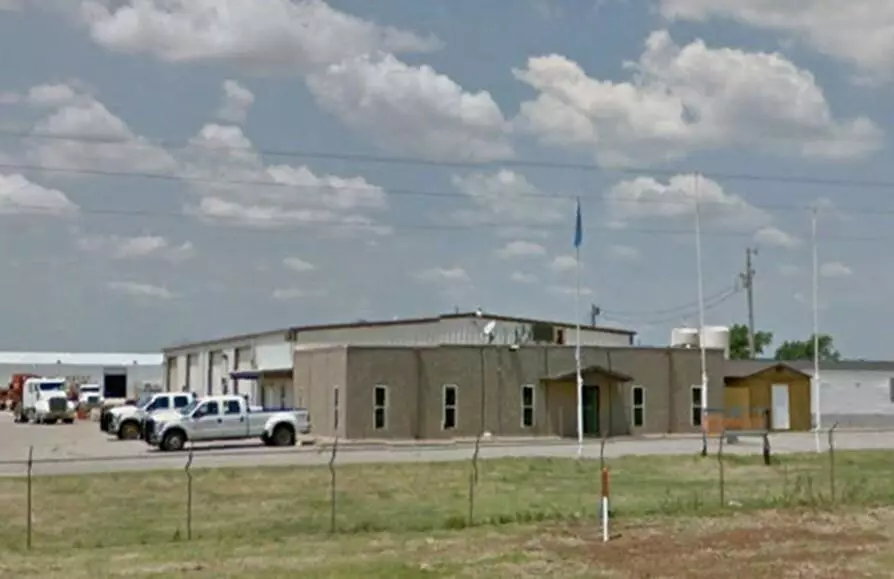 11823 N Highway 8 Highway, Fairview, OK 73737