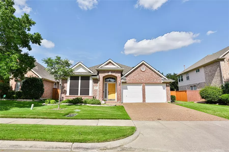 9320 Western Trail, Irving, TX 75063