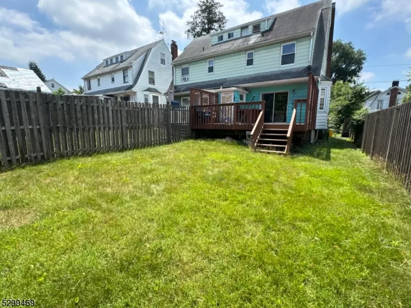 481 Terhune St, Teaneck Twp., NJ 07666