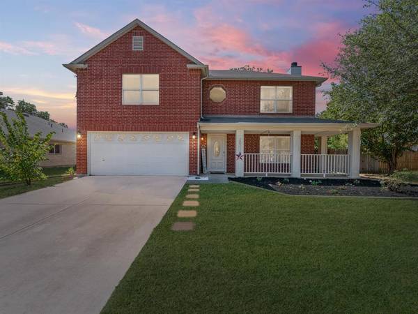 2031 Yellowstone Lane, Corinth, TX 76210