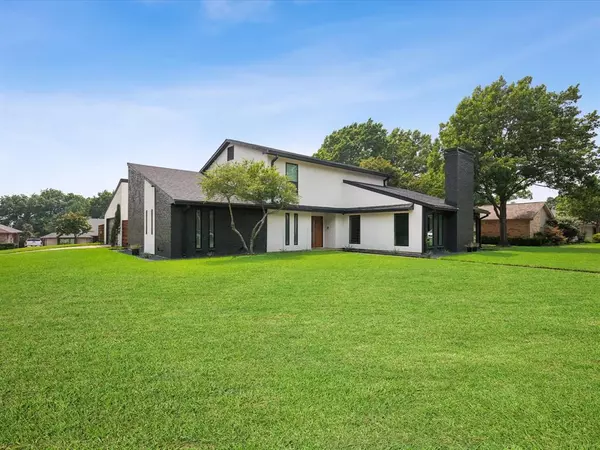 201 Rainbow Circle, Rockwall, TX 75032