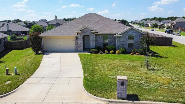 3701 Caladium Lane,  Forest Hill,  TX 76140