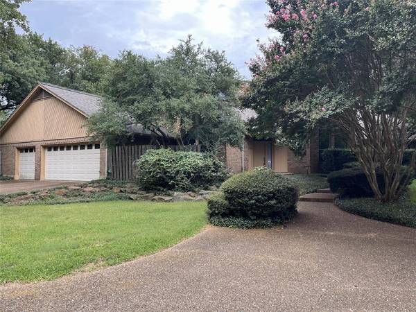 1351 Estella Way,  Southlake,  TX 76092