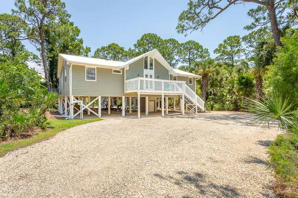 1223 Avocet Ln, St. George Island, FL 32328