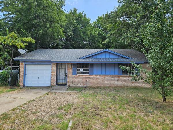 2306 14th Street,  Grand Prairie,  TX 75051