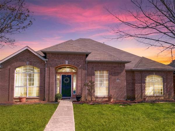 4718 Parkhaven Drive, Garland, TX 75043