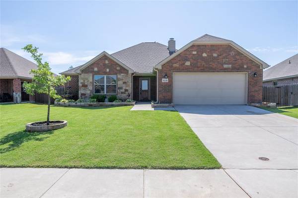 4119 Bridle Path Lane, Sanger, TX 76266