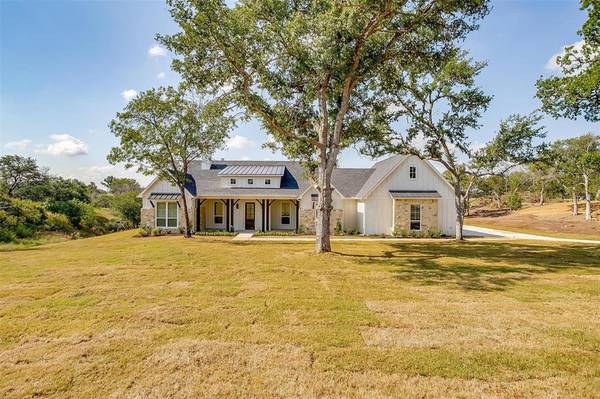 115 Coalson Crossing, Azle, TX 76020