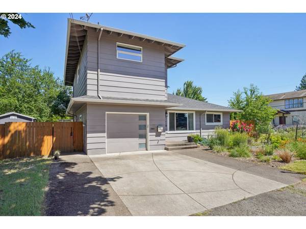 6740 SE 65TH AVE, Portland, OR 97206