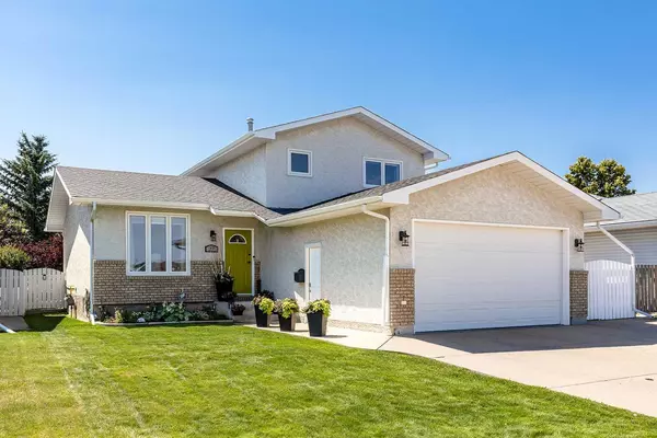 Medicine Hat, AB T1B 3Y7,27 Shaw CRES SE