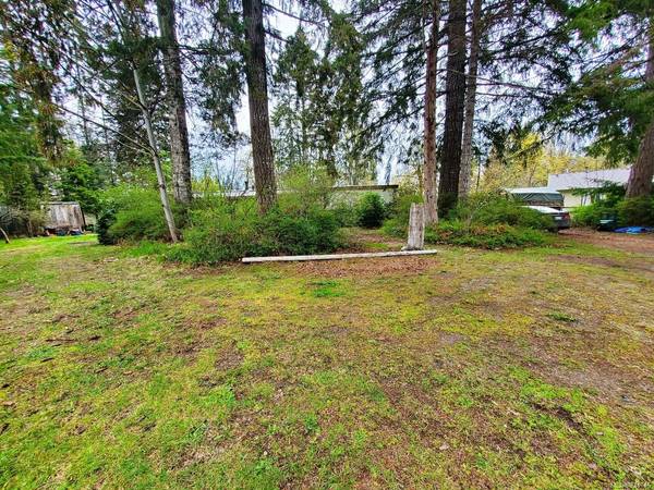 Merville, BC V9J 1E3,9419 Bracken Rd