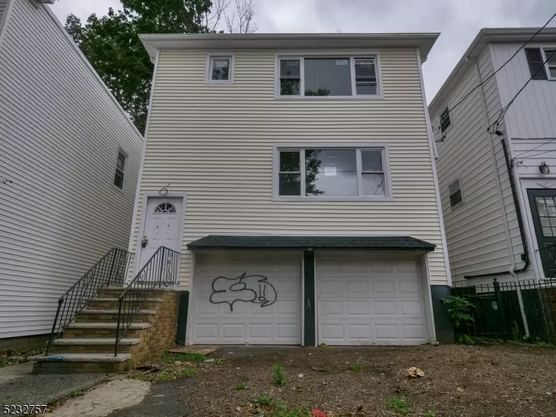 135 Sunset Ave, Newark City, NJ 07106