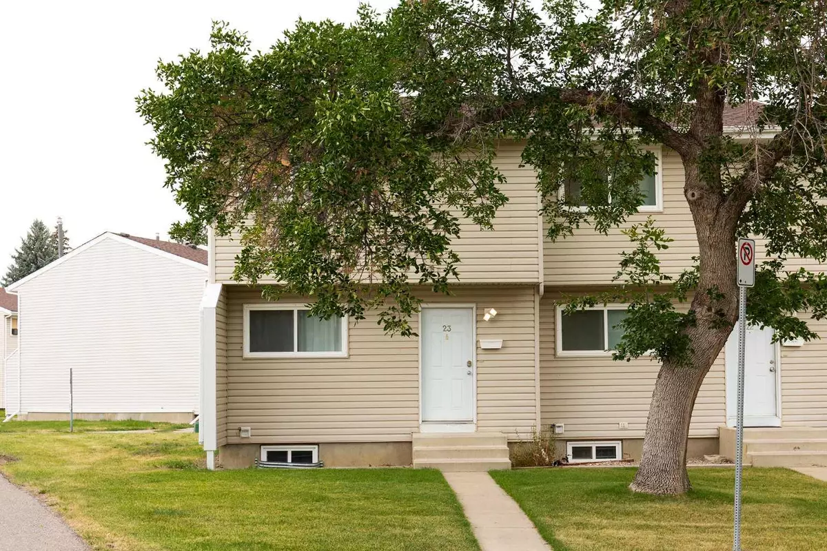 Lethbridge, AB T1K 4J7,55 Lemoyne CRES W #23