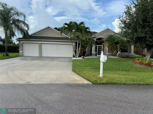 Fort Pierce, FL 34981,2811 E Serenity Cir S