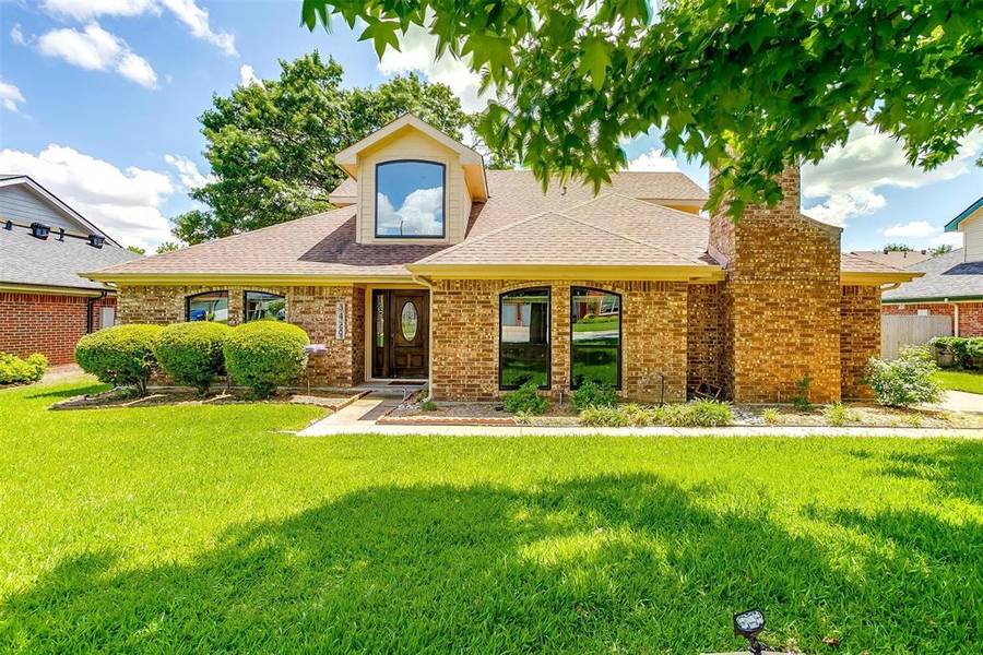 3429 Sprindeltree Drive, Grapevine, TX 76051