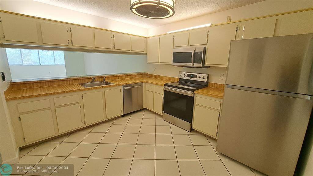 North Lauderdale, FL 33068,[StreetName,UnitNumber,StreetNumber,StreetDirPrefix]