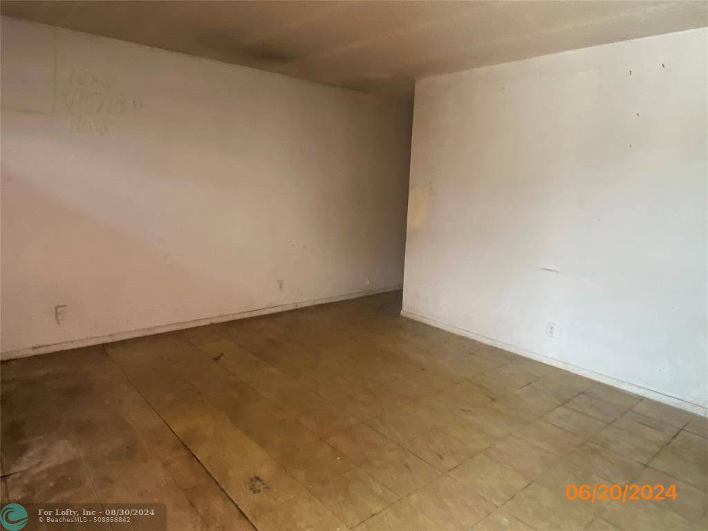 North Lauderdale, FL 33068,[StreetName,UnitNumber,StreetNumber,StreetDirPrefix]