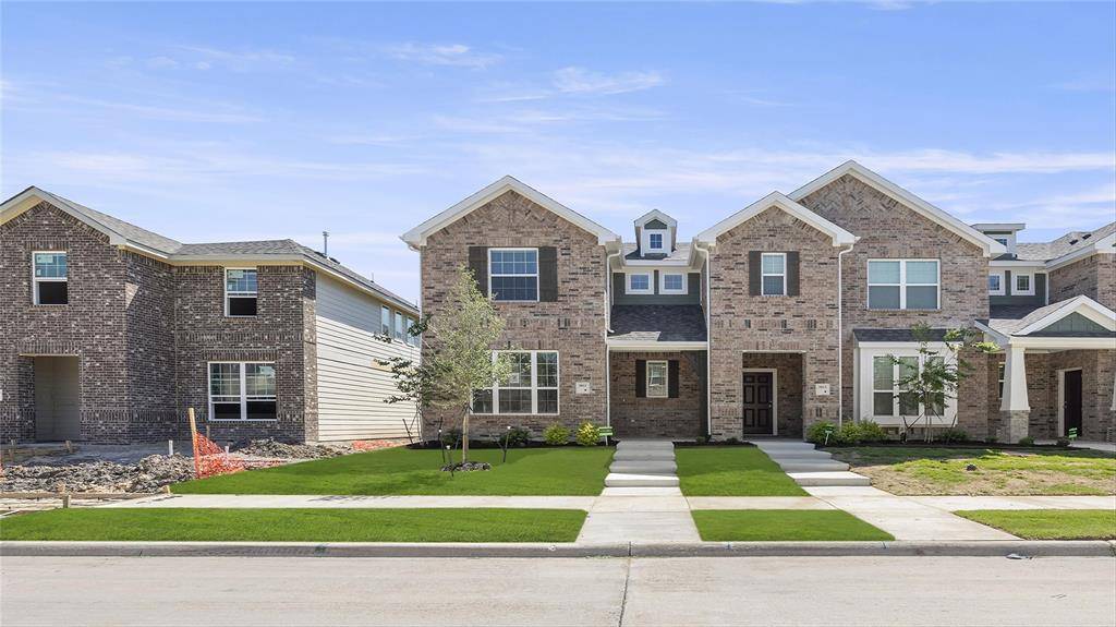 3011 Willow Wood Court #10, Heartland, TX 75114