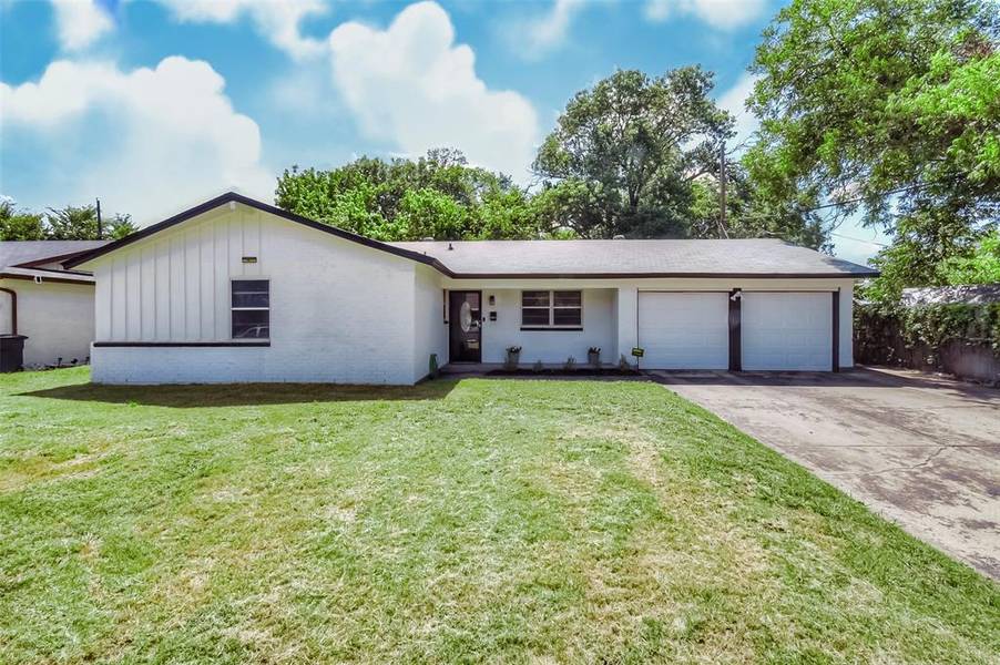 6304 Scotsdale Drive, Forest Hill, TX 76119