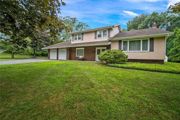 Bushkill Twp, PA 18064,493 Arthurs Court