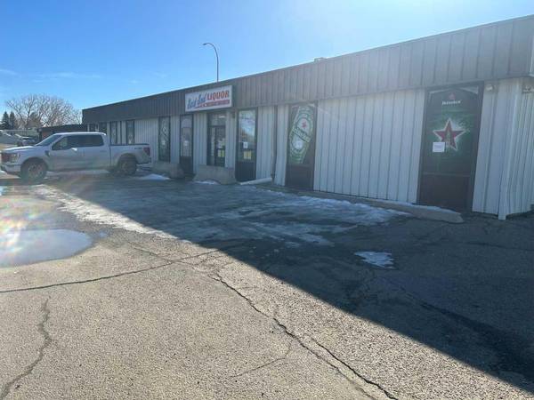 349 9 ST East, Brooks, AB T1R1K6