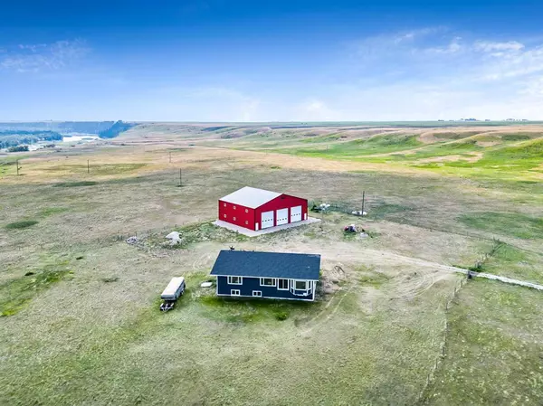 Rural Foothills County, AB T0L 0J0,274128 320 ST East #200