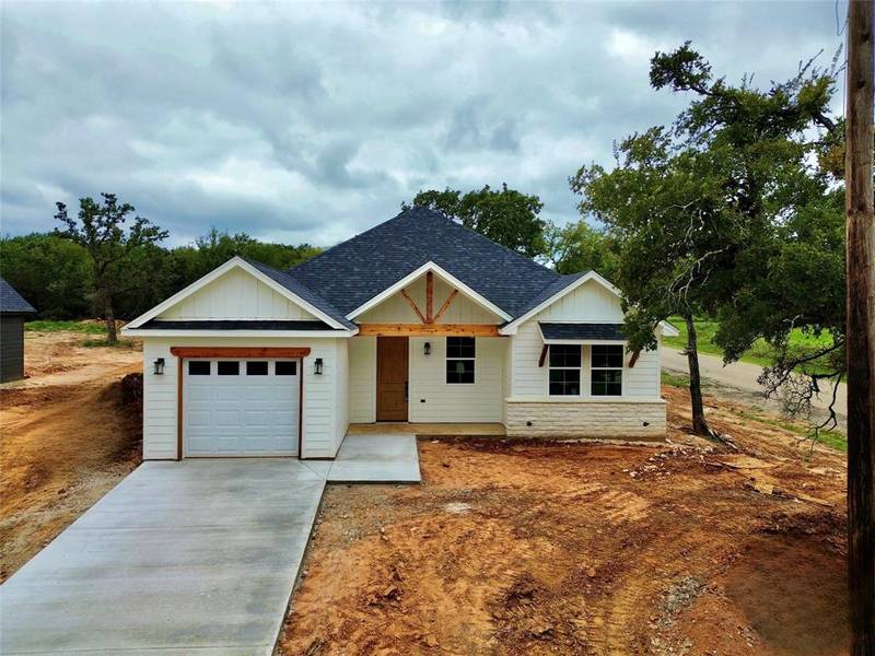 5900 S Lakeside Hills Court, Granbury, TX 76048