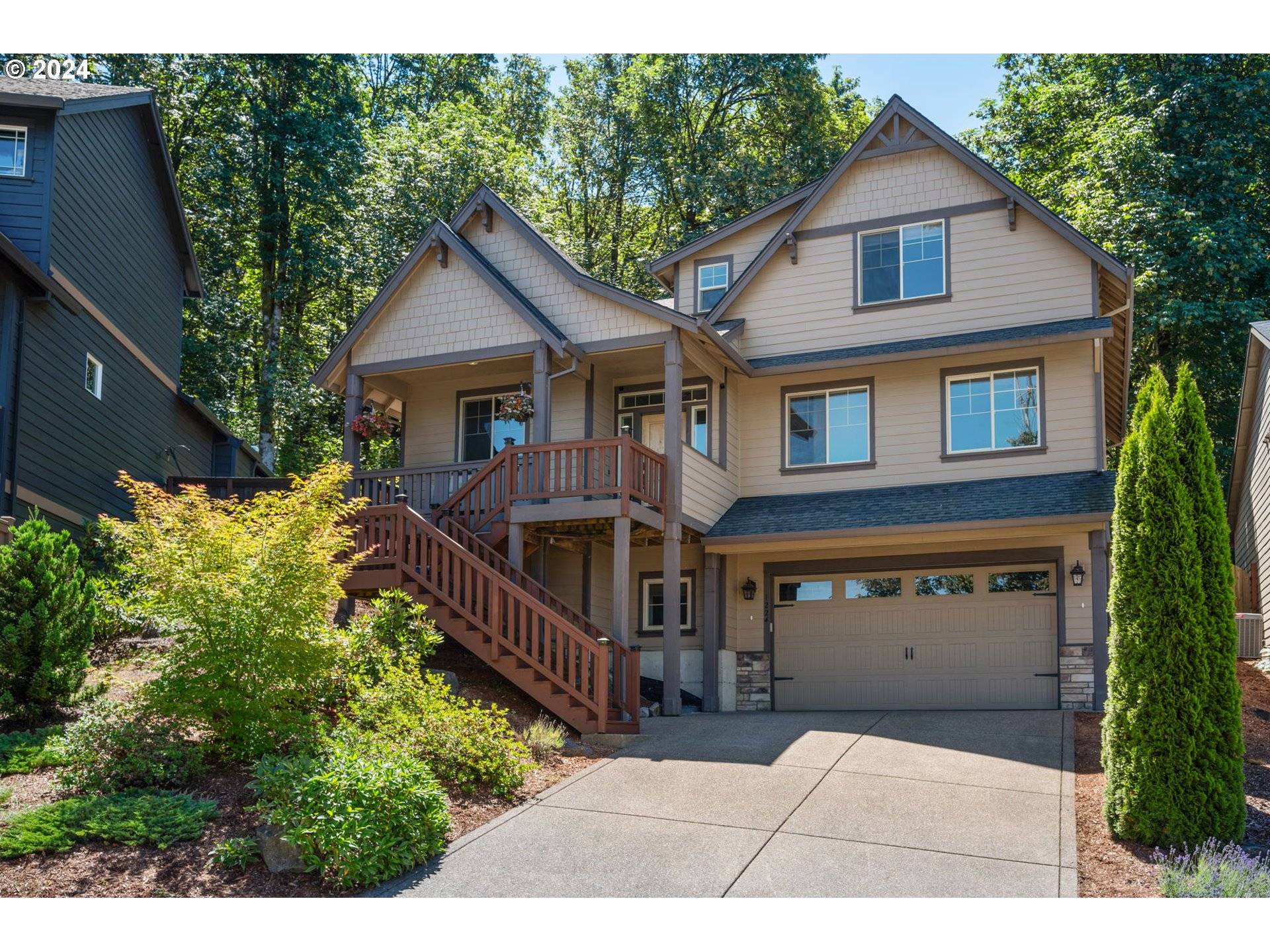 1224 SW BINFORD LAKE PKWY, Gresham, OR 97080