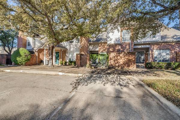 4050 Frankford Road #1006,  Dallas,  TX 75287