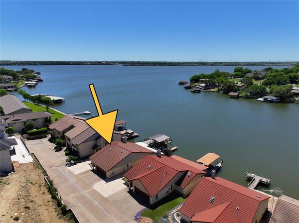 5118 La Vista Court, Granbury, TX 76049