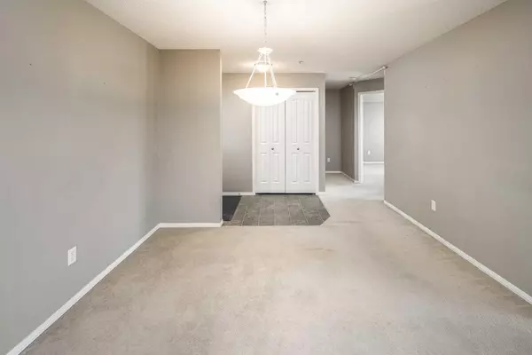 Calgary, AB T2Y 0J8,16969 24 ST SW #5204