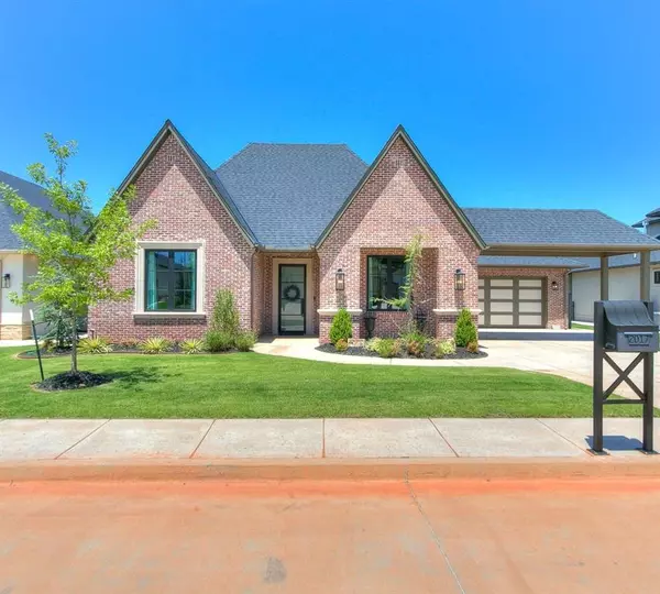 2017 Wiregrass Drive, Edmond, OK 73025