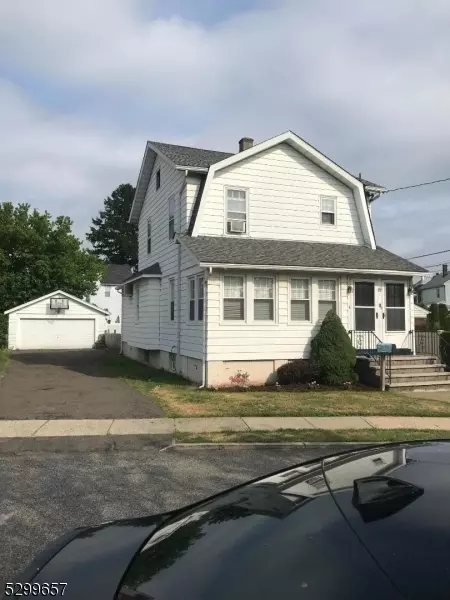 69 Scrivens St, Totowa Boro, NJ 07512