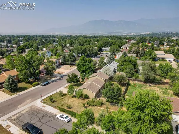 Colorado Springs, CO 80916,4440 Gatewood DR