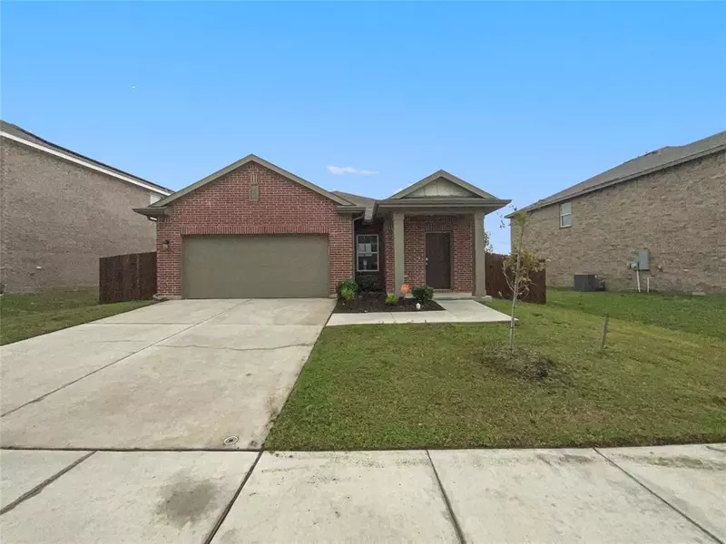 6533 Trident Court, Fort Worth, TX 76179