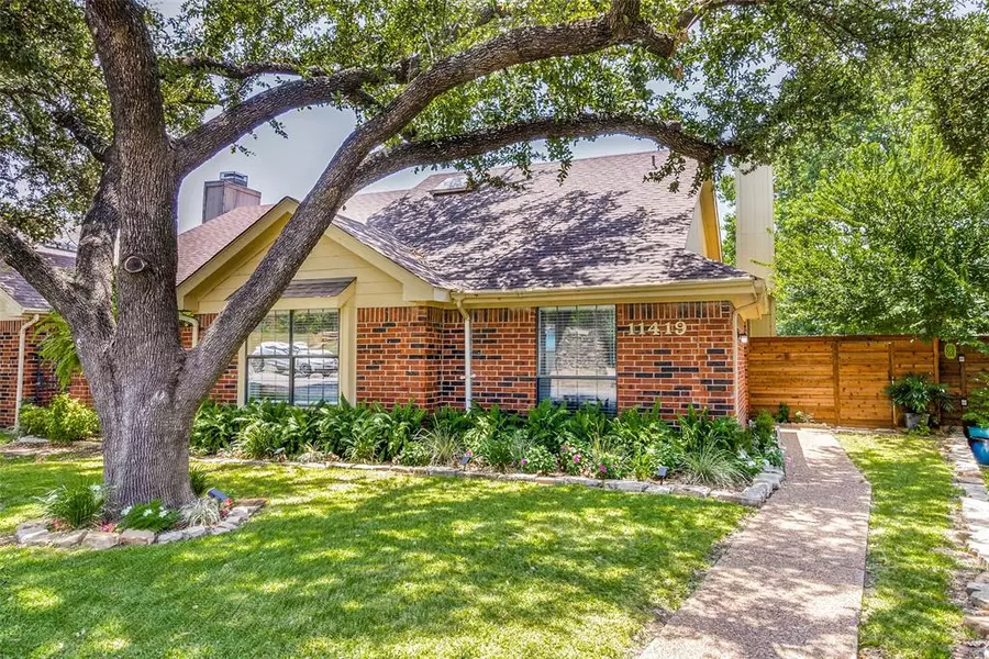 11419 Summertree Lane, Dallas, TX 75243