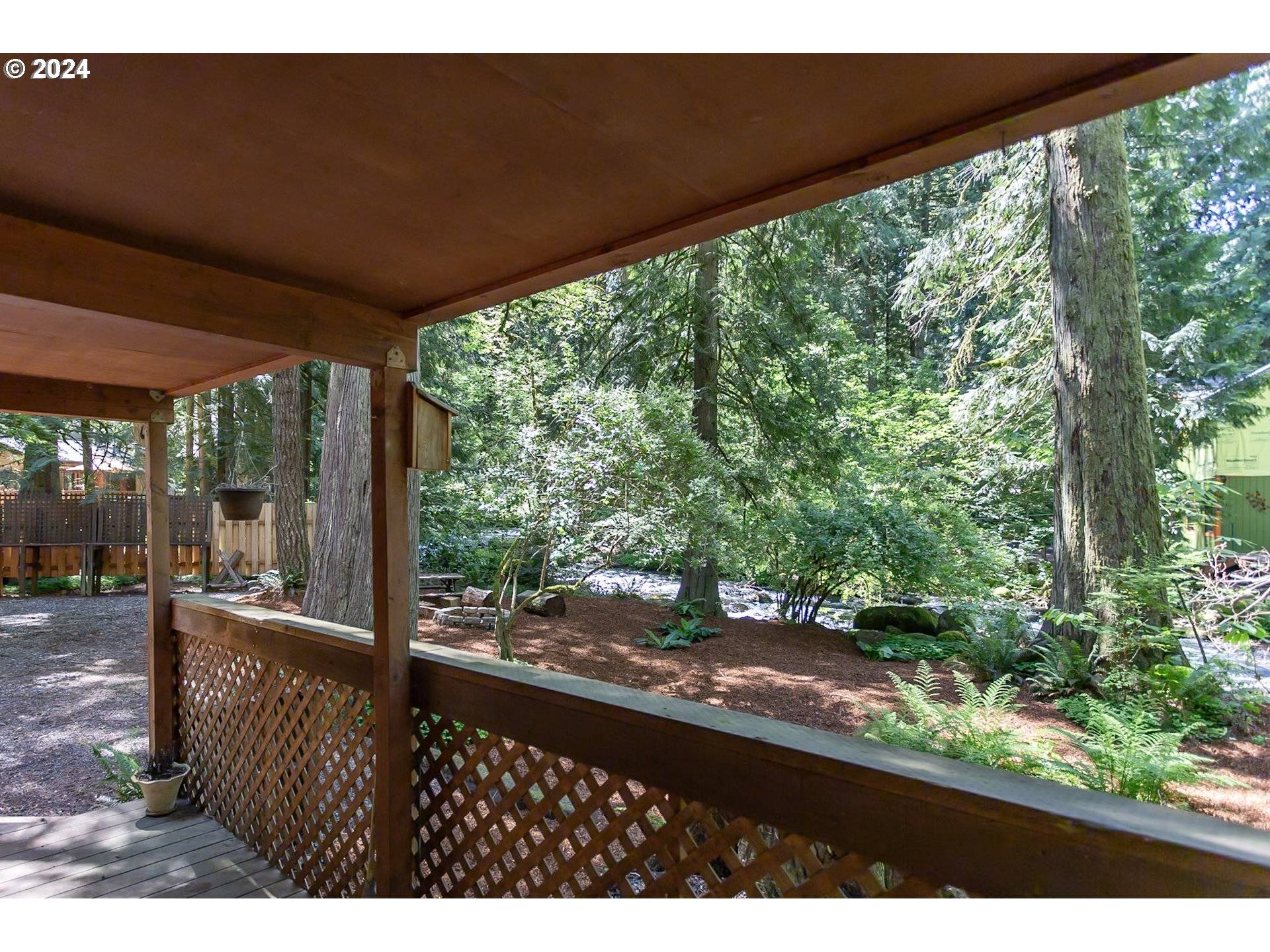 Sandy, OR 97055,40460 SE CEDAR CREEK RD
